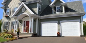 Porte de garage et d’ouvre porte de garage a Quebec | Longpre inc.